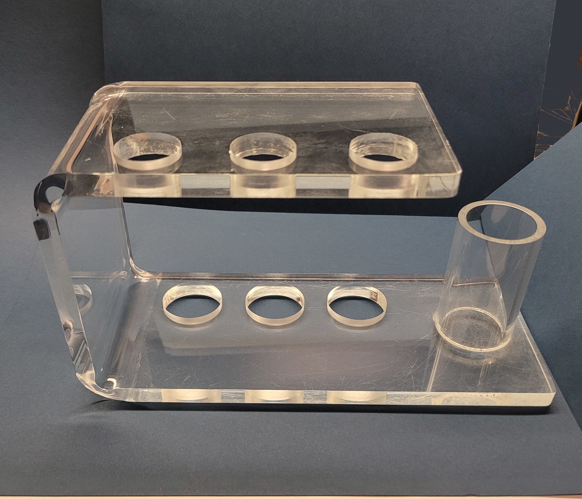 Estate Plastic 3Pipe Stand
