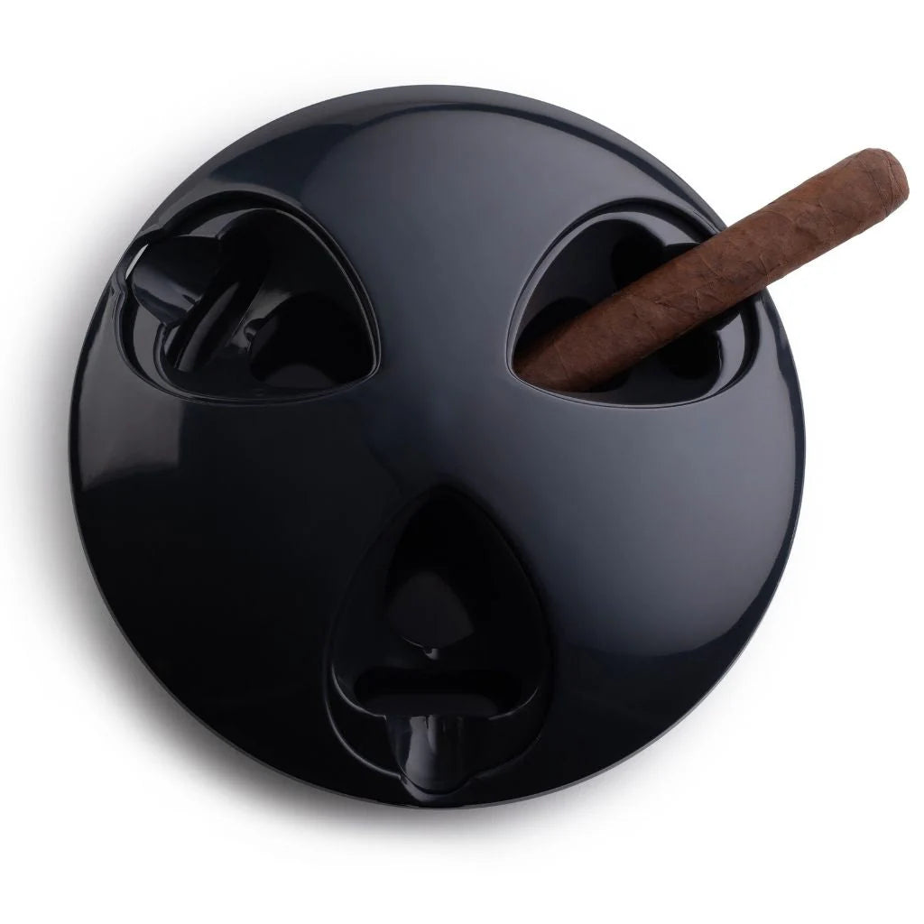 Ash-Stay Sealing Windproof Cigar Ashtrays