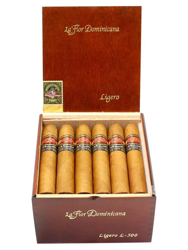 La Flor Dominicana Ligero