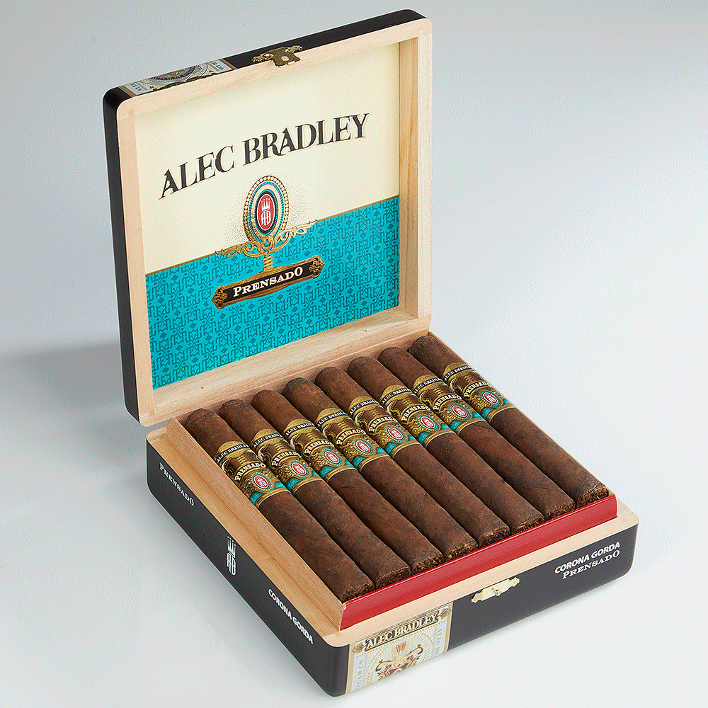 Alec Bradley Prensado