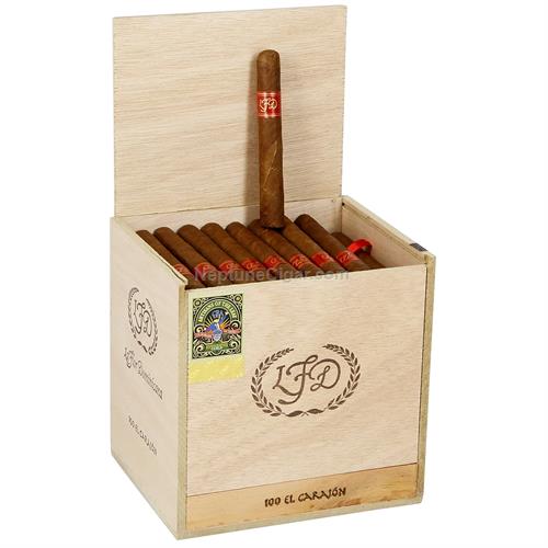 La Flor Dominicana Carajos
