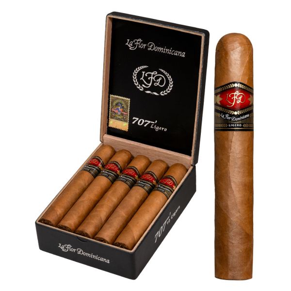 La Flor Dominicana Ligero